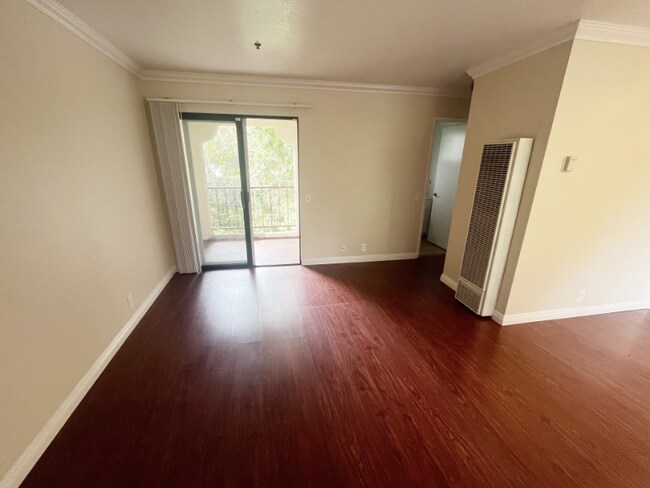 Foto del edificio - 248 W Avenida Palizada
