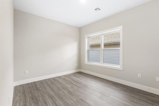 Building Photo - 6108 Fillmore Pl