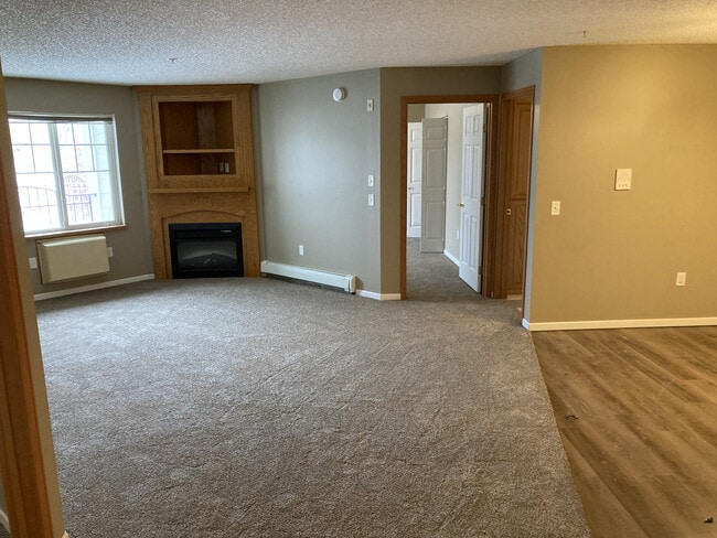 2 bed 2 bath Living room - Meadowlawn Village