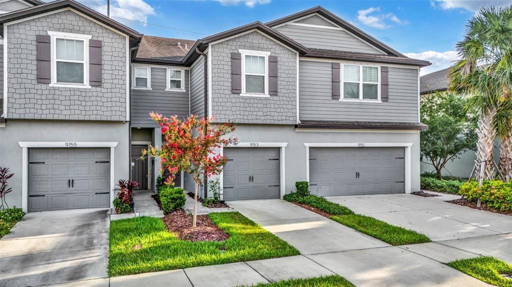 Foto principal - 9153 Hillcroft Dr
