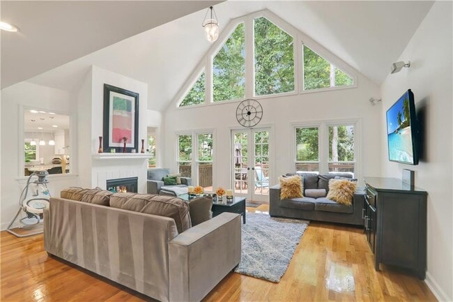 Building Photo - 745 Winterwind Way