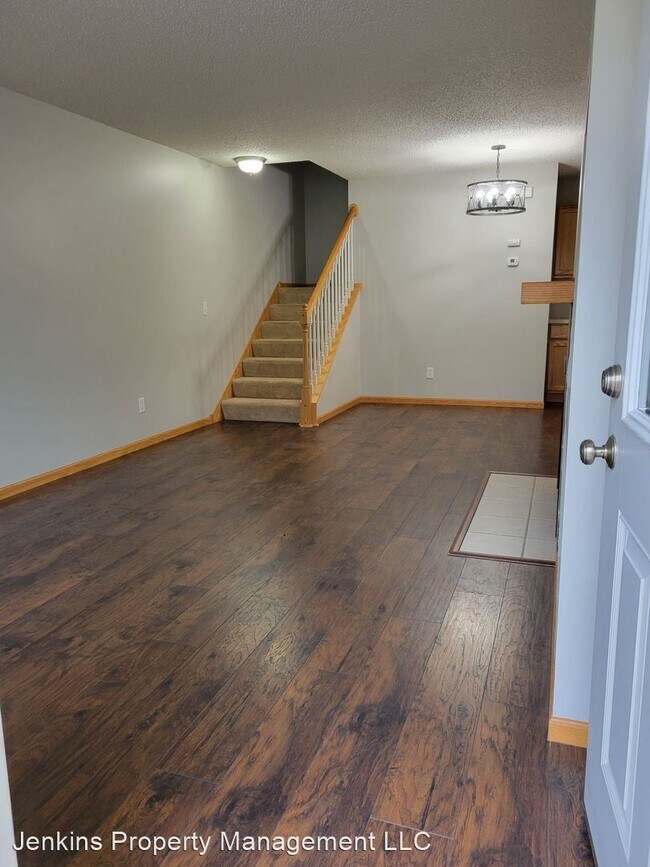 Building Photo - 3 br, 2.5 bath House - 3512 Sterling Heigh...