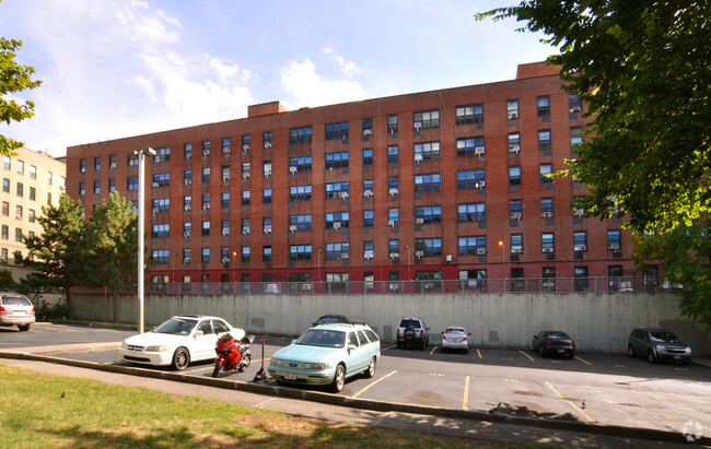 Building Photo - Mott Haven Apartments