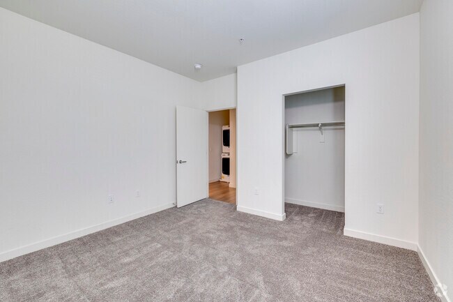 2BR, 2BA - 828SF - Second Bedroom - Grayson on the Rail