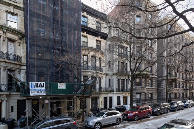 Building Photo - 312 W 92nd St