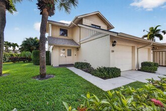 Building Photo - 17137 Waterbend Dr