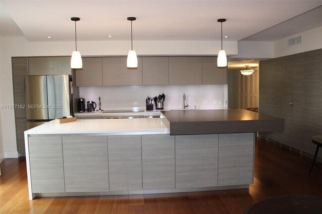 Foto del edificio - 31 SE 6th St