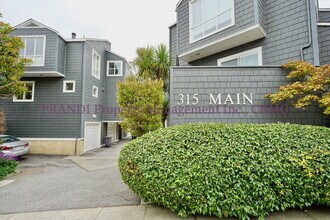 Building Photo - 315 Main St Building Photo - 315 Main St