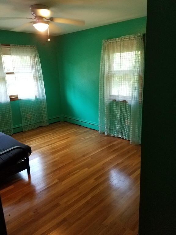 Foto del edificio - 15 Sullivan Dr