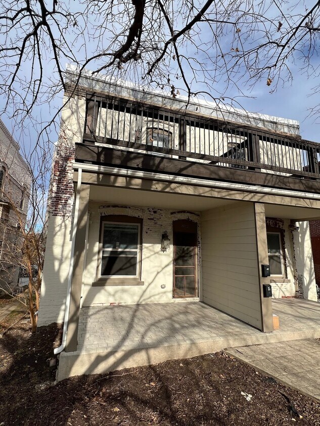 812 Des Moines St, Des Moines, IA 50309 Townhome Rentals in Des Moines IA