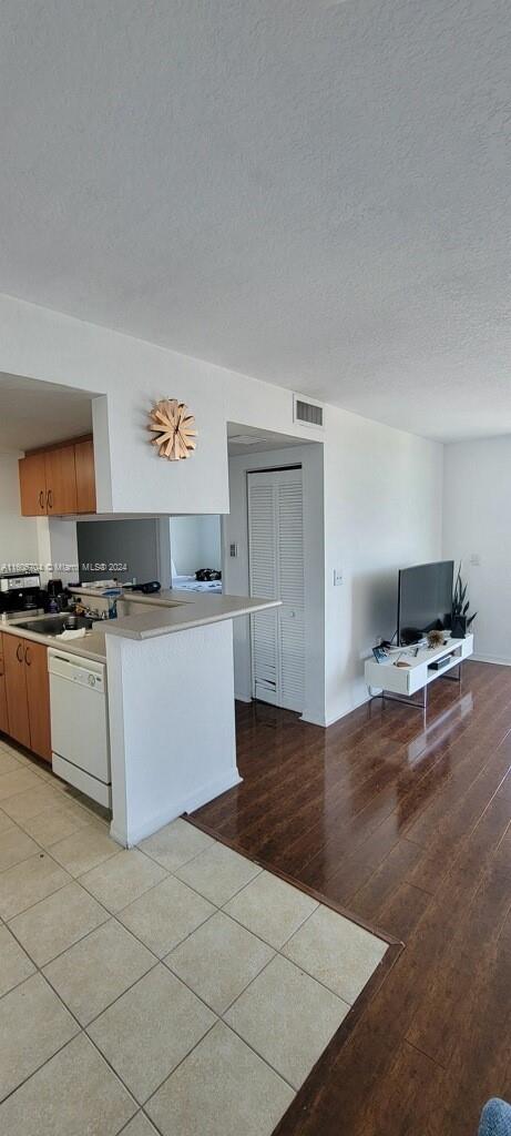 Foto del edificio - 816 NW 11th St