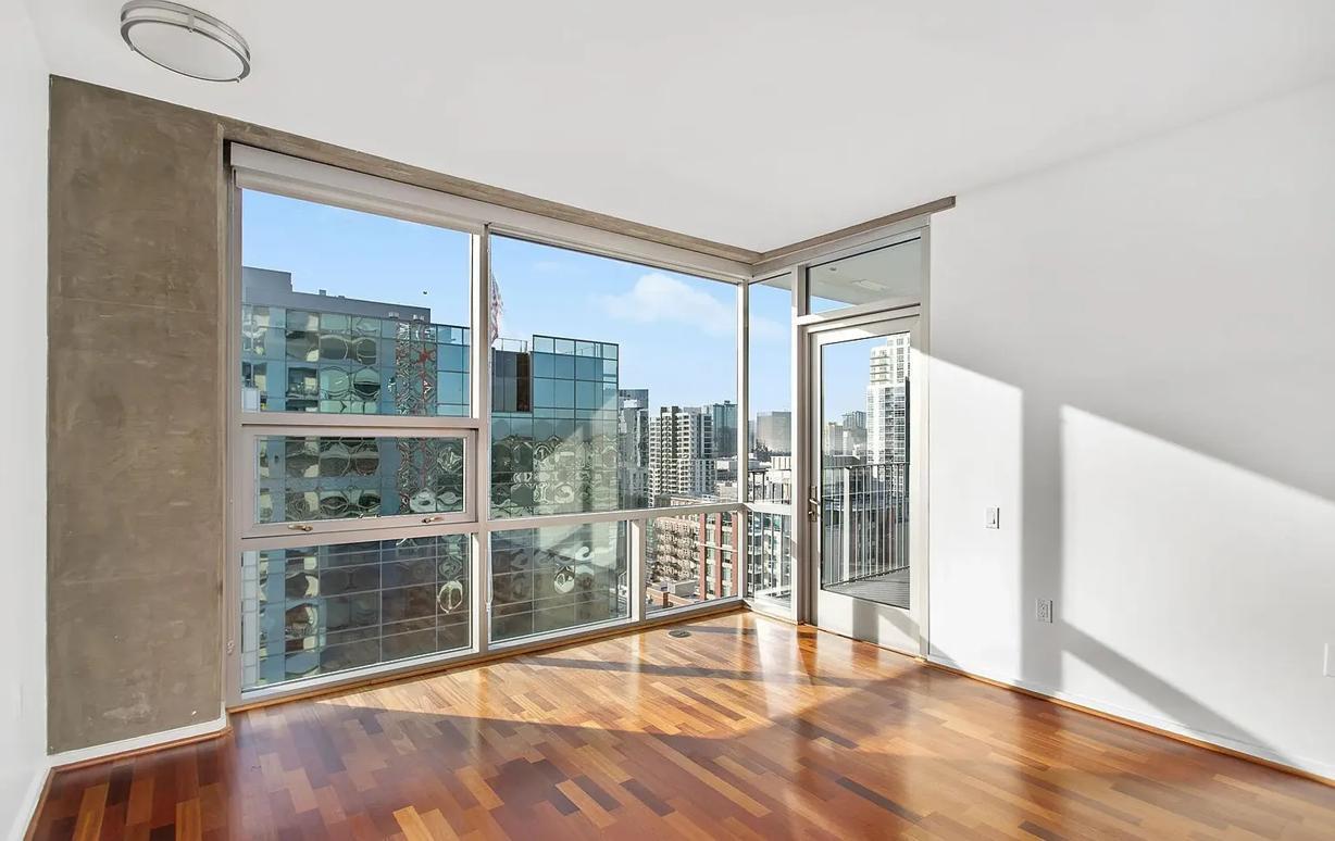 Foto principal - 321 Tenth Ave