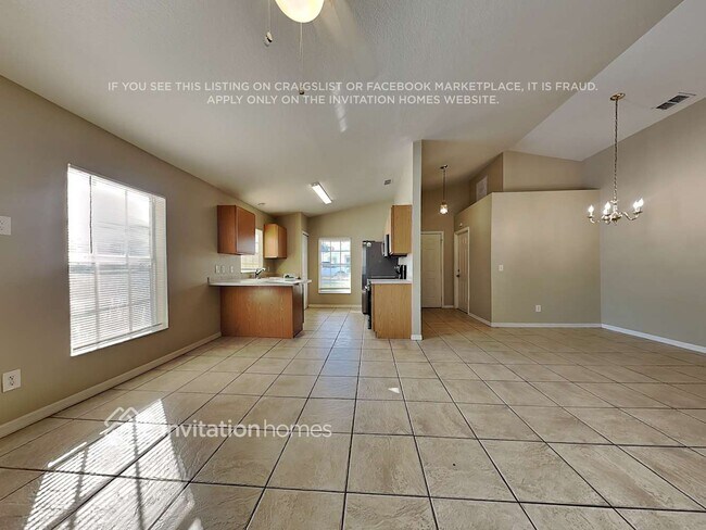 Foto del edificio - 3248 Grand Pines Dr