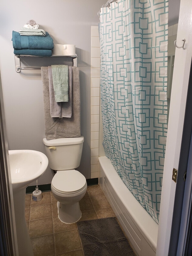 Photo du bâtiment - 10415 99 Ave