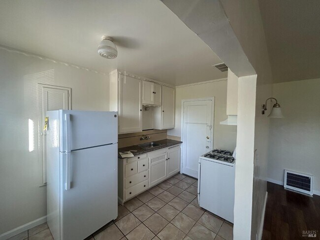 Foto del edificio - 900 Mare Island Way