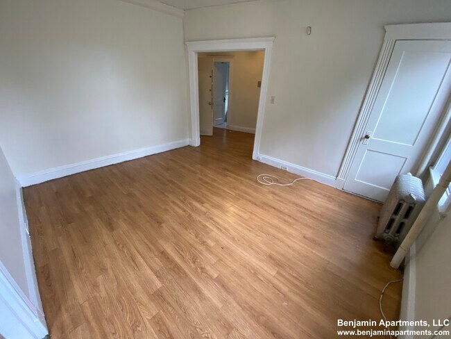 Foto del edificio - 235 Park Dr