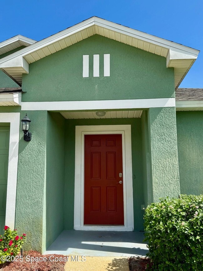 Building Photo - 209 Grand Preserve Way