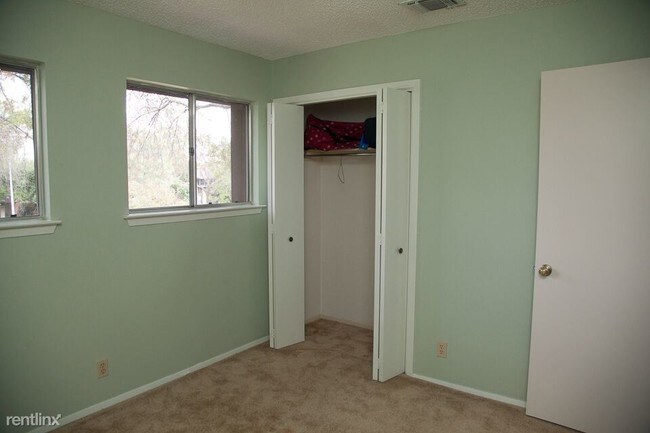 Foto del edificio - 1601 W Braker Ln