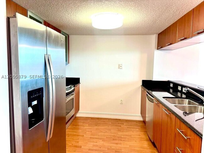 Foto del edificio - 1800 N Bayshore Dr