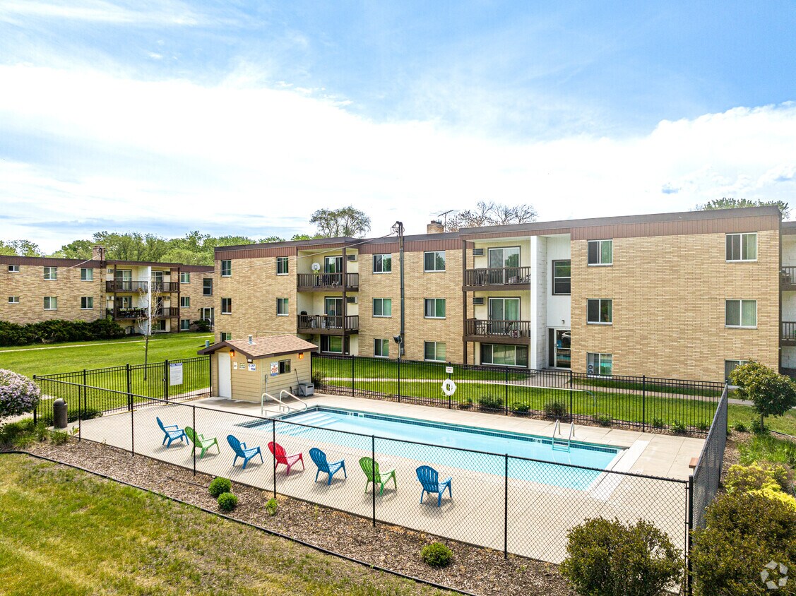 Arcadia Park Apartments Apartments in North Saint Paul, MN