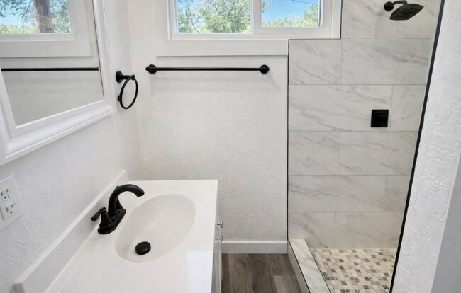 Foto del edificio - 908 W Colorado Ave