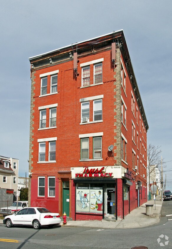 Foto del edificio - 201 Elm St