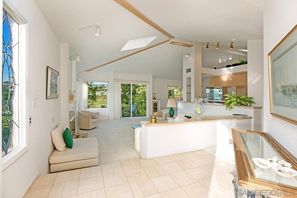 2530 Navarra Dr Unit B, Carlsbad, CA 92009 Condo for Rent in Carlsbad