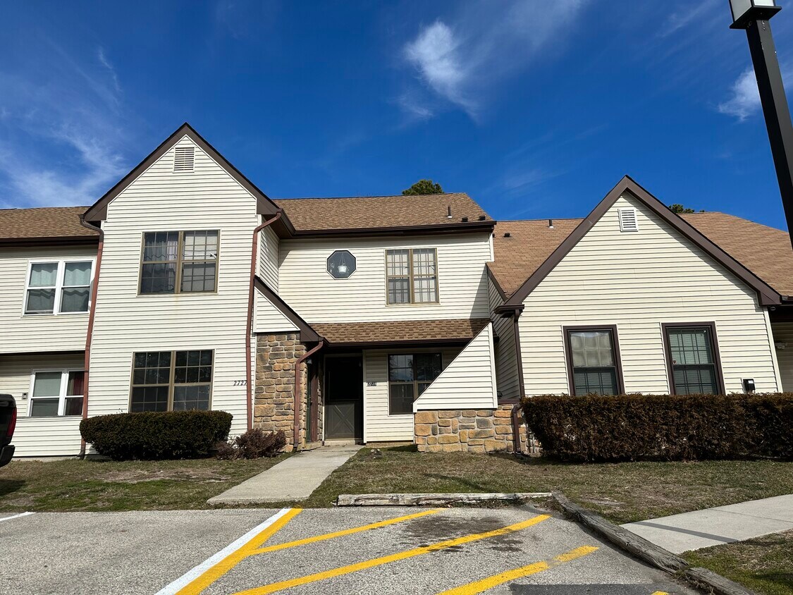 2728 Mimosa Ct Unit 2728, Mays Landing, NJ 08330 Condo for Rent in