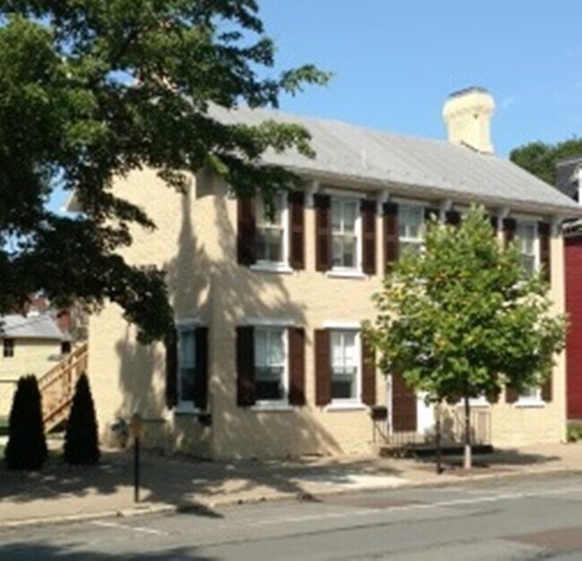 Building Photo - 45 S 3rd St