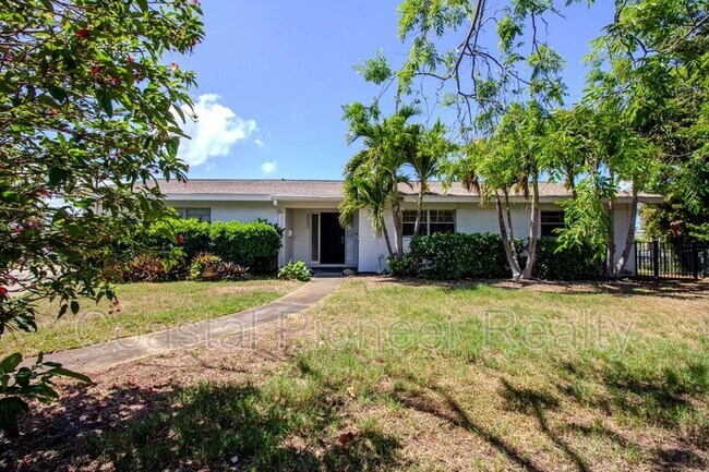 Foto del edificio - 3900 14th Ln NE