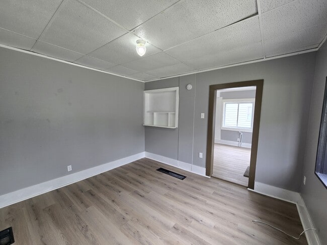 Building Photo - 508 Mobile St