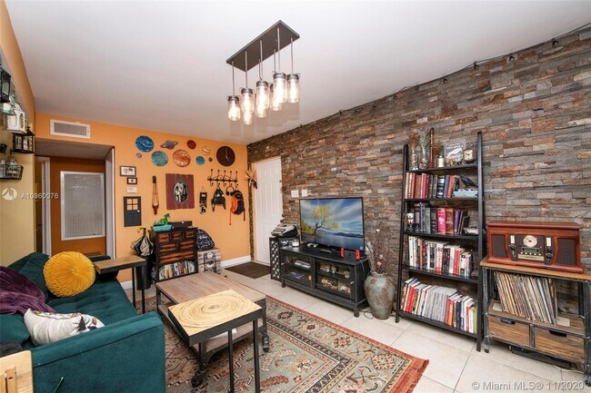 Foto del edificio - 15275 SW 107th Ln