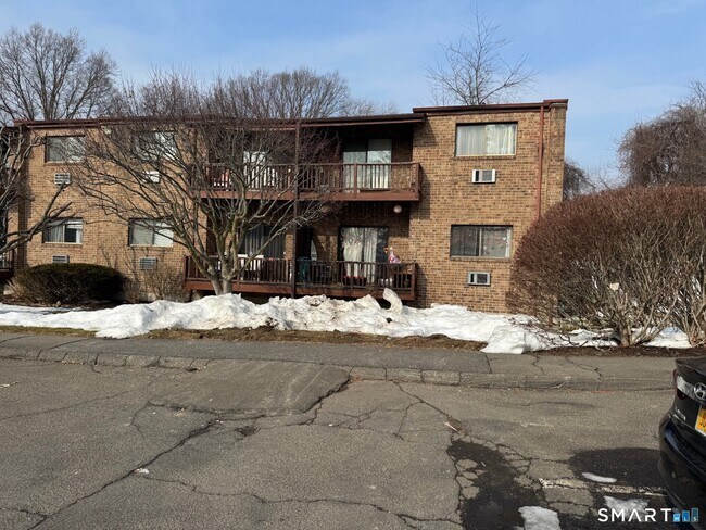 Foto del edificio - 235 Henry Ave