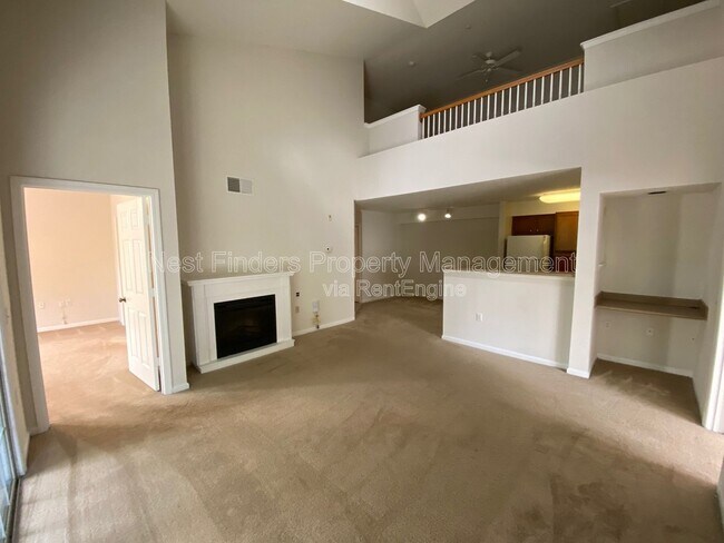 Foto del edificio - 8550 Touchton Rd