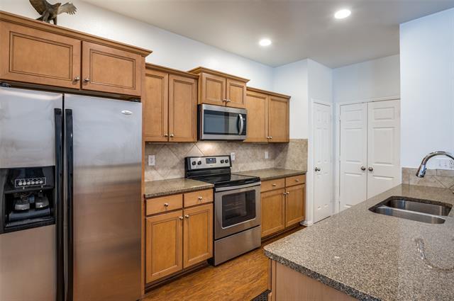 Building Photo - 575 S Virginia Hills Dr