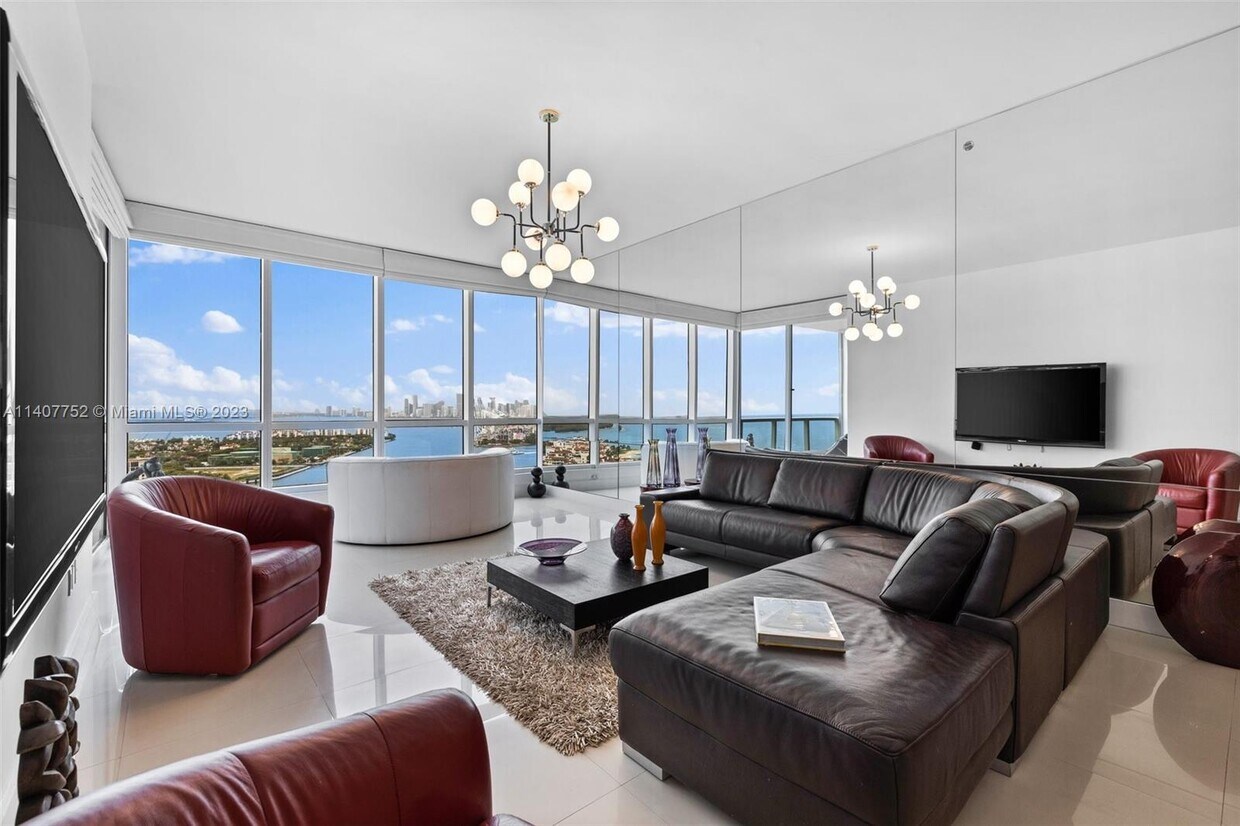 Foto principal - 100 South Pointe Dr
