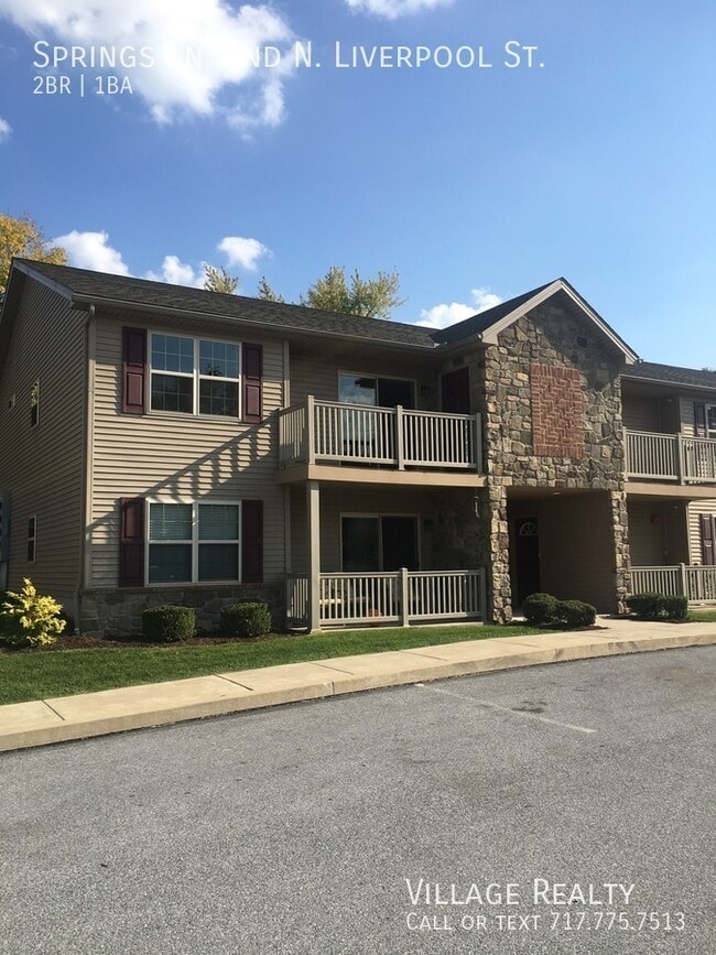 Building Photo - 85 Springs Ln