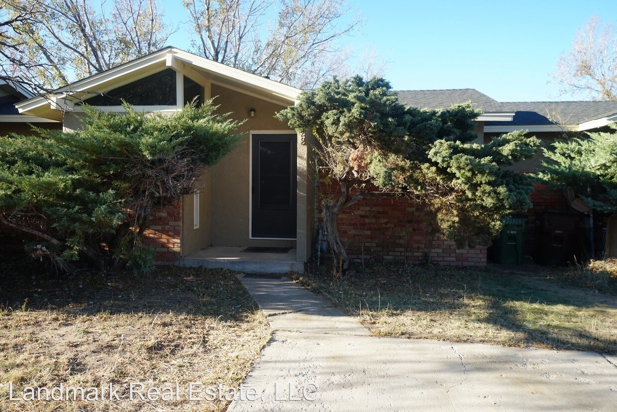 Primary Photo - 2 br, 1.5 bath Apartment - 6729 Dale Road