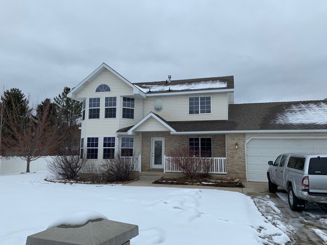 3890 Hillside Dr, Nibley, UT 84321 House Rental in Nibley, UT