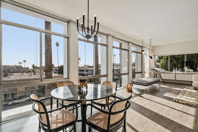 Floor to Ceiling Glass - 7135 Hollywood Blvd