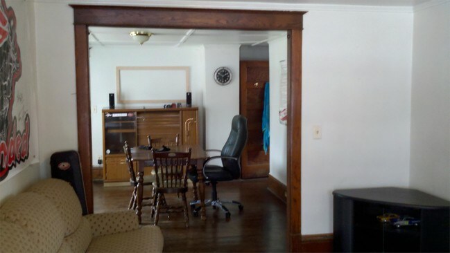 Foto del edificio - 128 Rock St