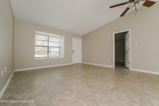 Foto del edificio - 1223 Waffle St SE