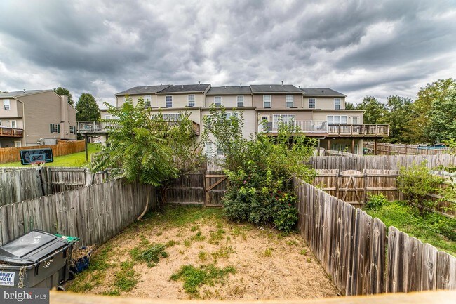 Building Photo - 404 Kensington Dr