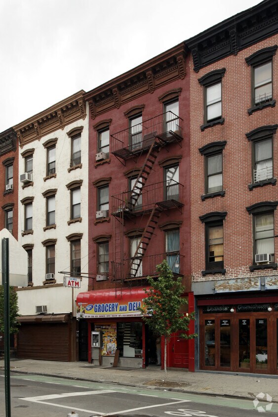 Building Photo - 150 Stanton St