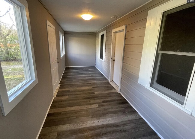 Photo - 5910 Droad St House