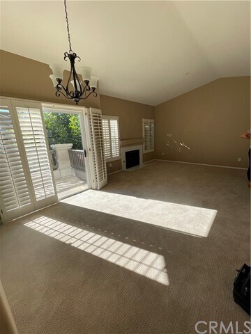 Building Photo - 262 California Ct