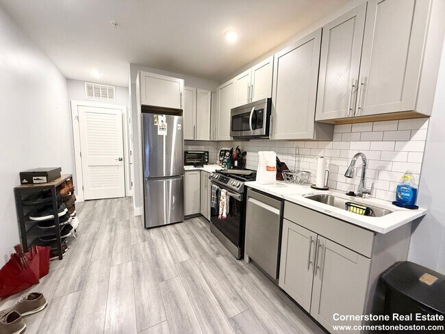 Foto del edificio - South Boston Studio in Luxury building - Laundry in unit - Common Roof Deck
