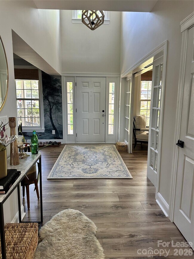 Foto del edificio - 21647 Crown Lake Dr