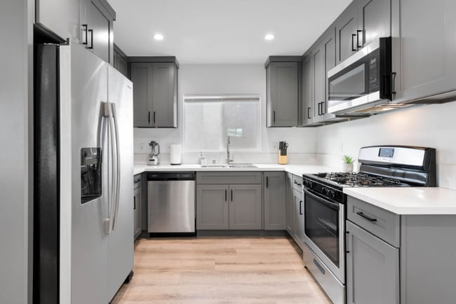 Building Photo - 1427 254th St