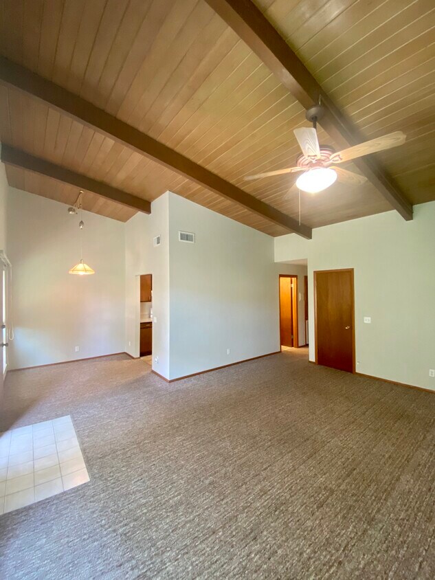 Primary Photo - 603 S Kirkwood Rd